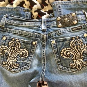 Size 28 MissMe Jeans!